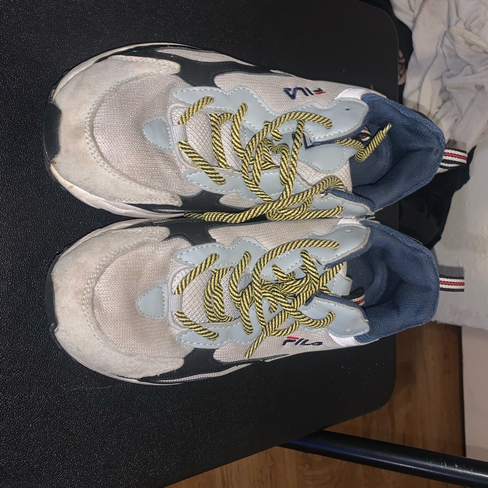 Fila Kids' White and Gray Sneakers with Yellow Laces
